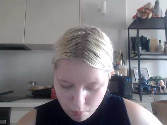 LenaHoney20 live cam on BongaCams