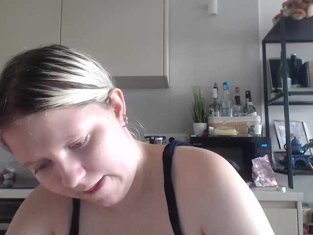 LenaHoney20 live cam on BongaCams