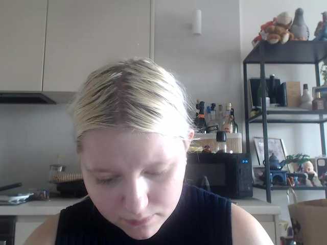 LenaHoney20 live cam on BongaCams