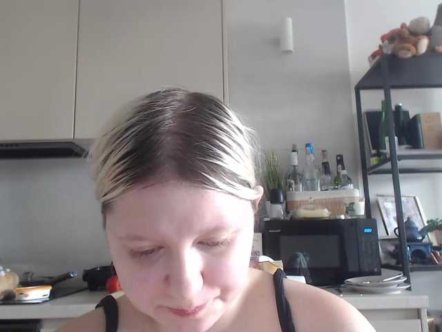 LenaHoney20 live cam on BongaCams