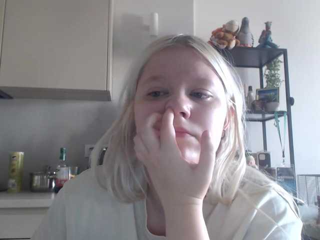 LenaHoney20 live cam on BongaCams