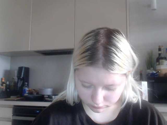 LenaHoney20 live cam preview
