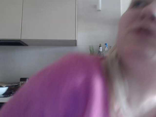 LenaHoney20 live cam on BongaCams
