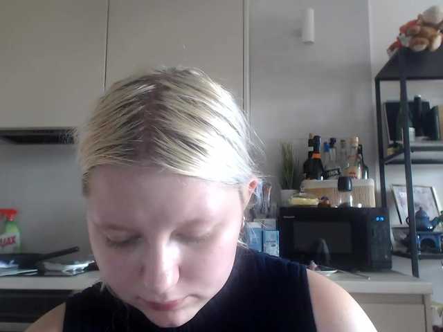 LenaHoney20 live cam on BongaCams