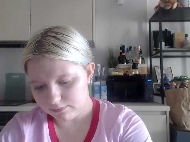 LenaHoney20 live cam on BongaCams