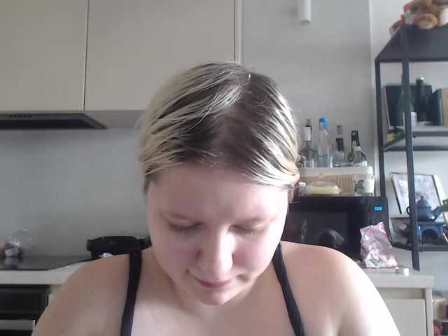 LenaHoney20 live cam on BongaCams