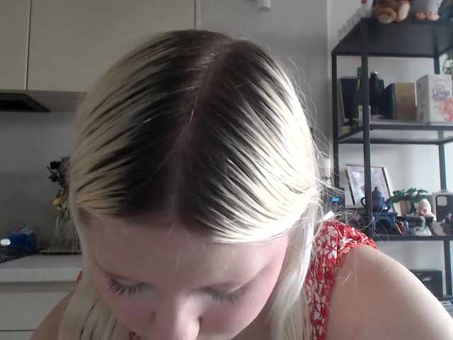LenaHoney20 live cam on BongaCams