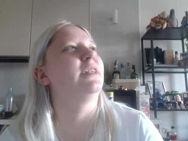 LenaHoney20 live cam on BongaCams