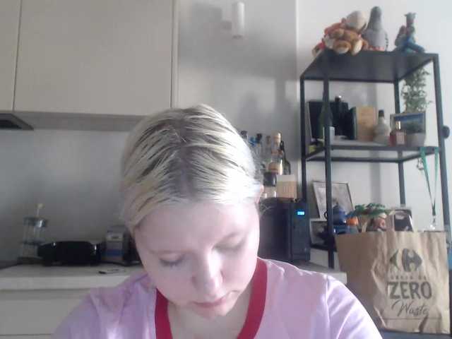 LenaHoney20 live cam on BongaCams