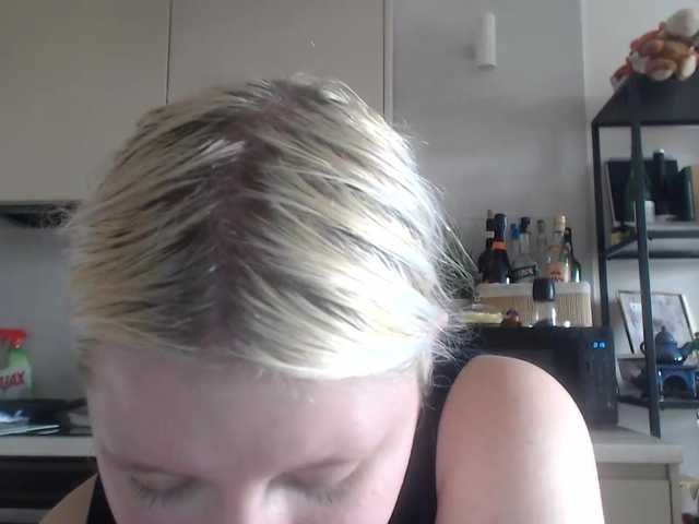 LenaHoney20 live cam on BongaCams