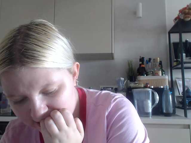 LenaHoney20 live cam on BongaCams