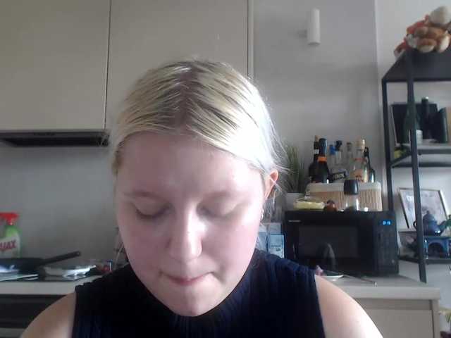 LenaHoney20 live cam on BongaCams