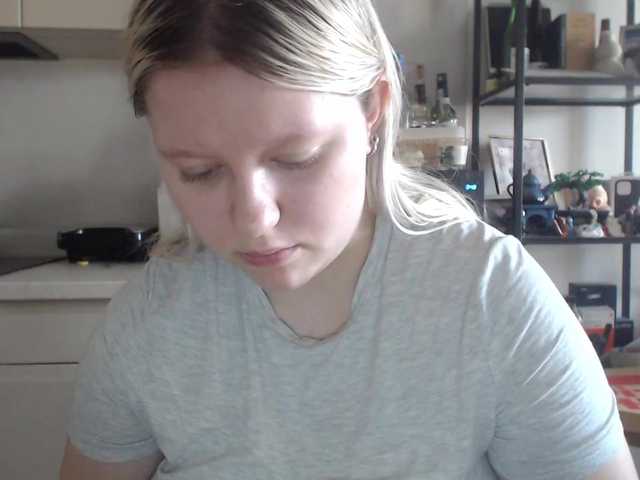 LenaHoney20 live cam on BongaCams
