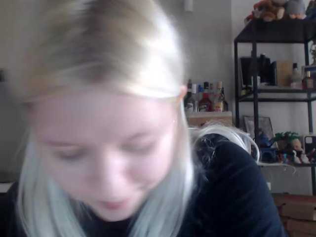 LenaHoney20 live cam on BongaCams