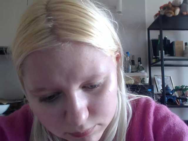 LenaHoney20 live cam on BongaCams
