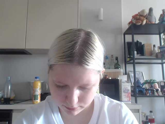 LenaHoney20 live cam on BongaCams