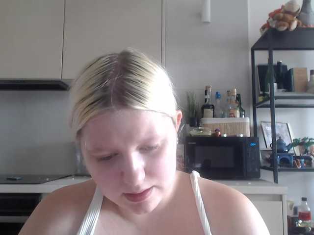 LenaHoney20 live cam on BongaCams