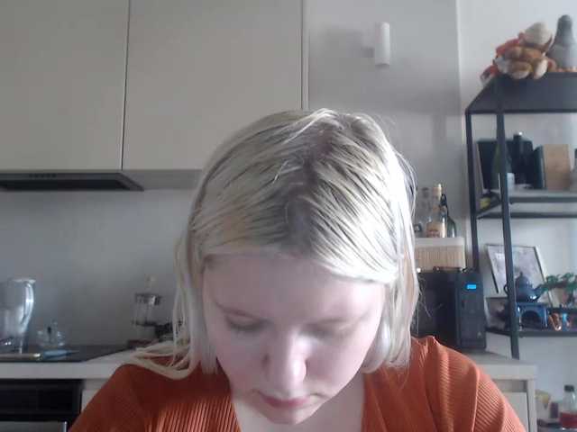LenaHoney20 live cam on BongaCams