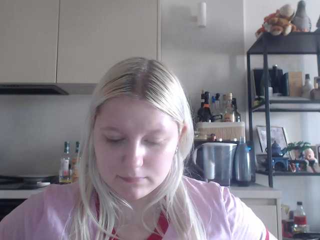 LenaHoney20 live cam on BongaCams