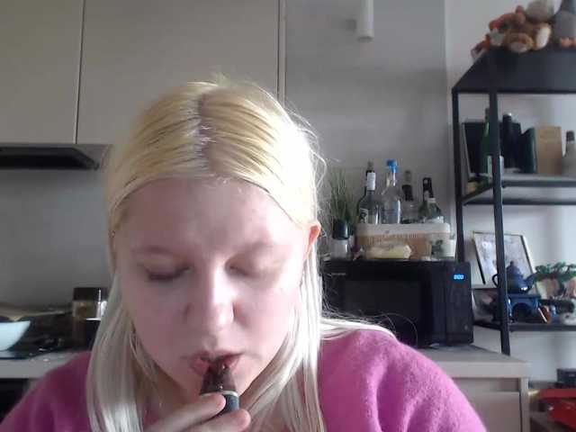 LenaHoney20 live cam on BongaCams