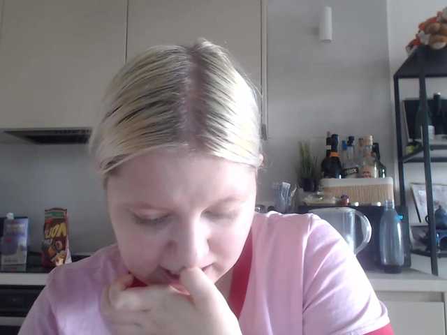 LenaHoney20 live cam on BongaCams