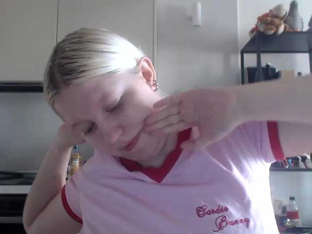 LenaHoney20 live cam on BongaCams