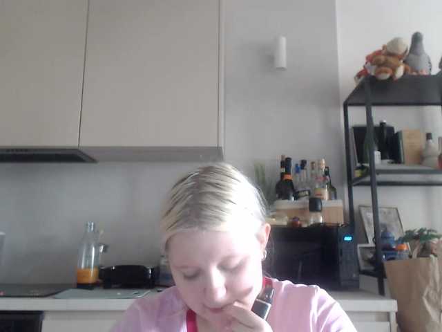 LenaHoney20 live cam on BongaCams