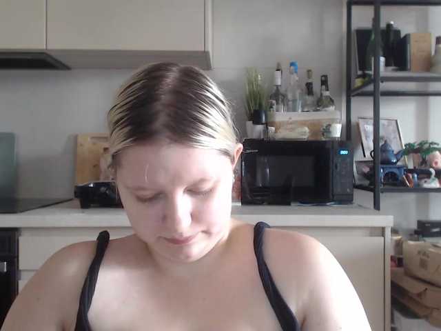 LenaHoney20 live cam on BongaCams