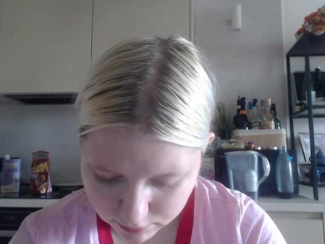 LenaHoney20 live cam on BongaCams