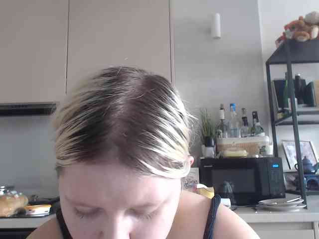 LenaHoney20 webcam