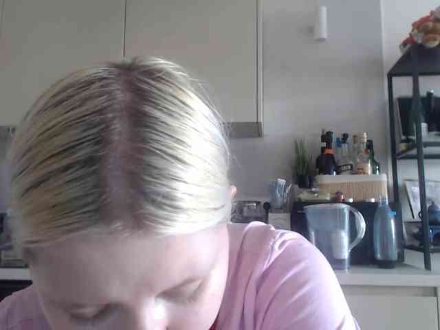 LenaHoney20 webcam