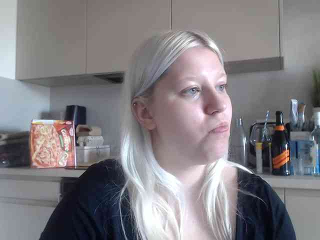 LenaHoney20 webcam