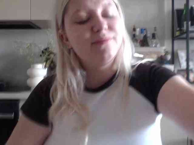 LenaHoney20 webcam