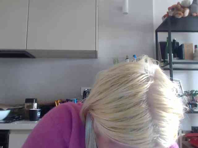 LenaHoney20 webcam