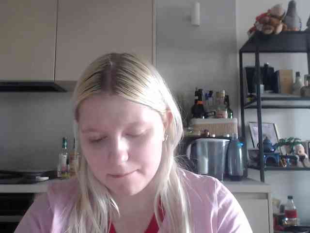 LenaHoney20 webcam