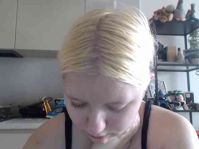 LenaHoney20 webcam