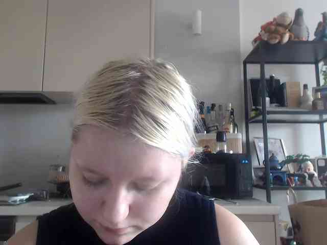 LenaHoney20 webcam