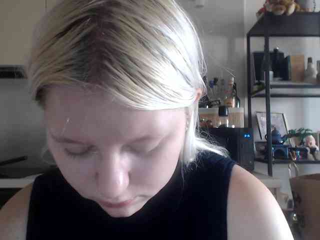 LenaHoney20 webcam