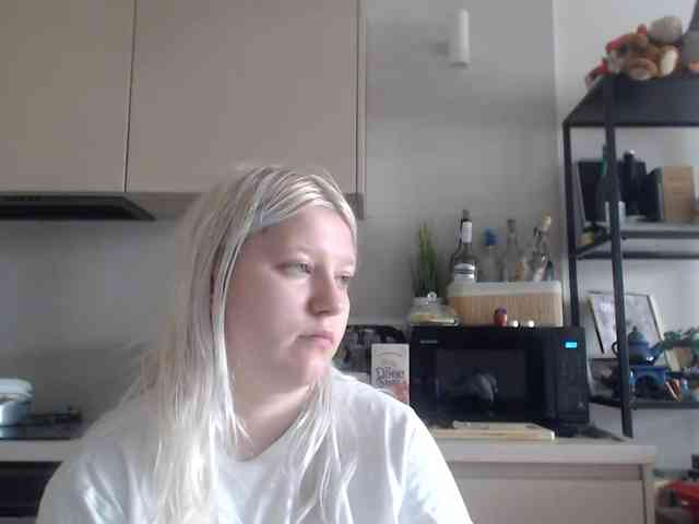 LenaHoney20 webcam