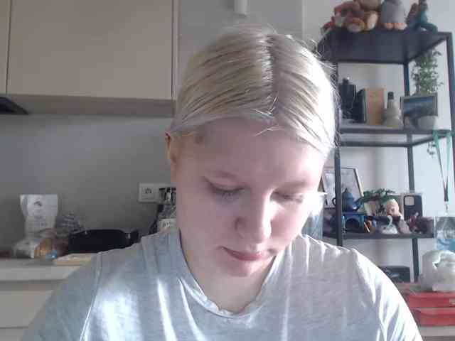 LenaHoney20 webcam