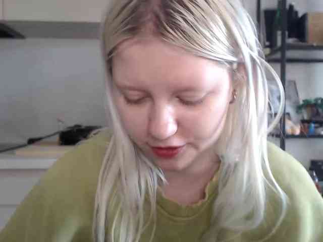 Model: LenaHoney20