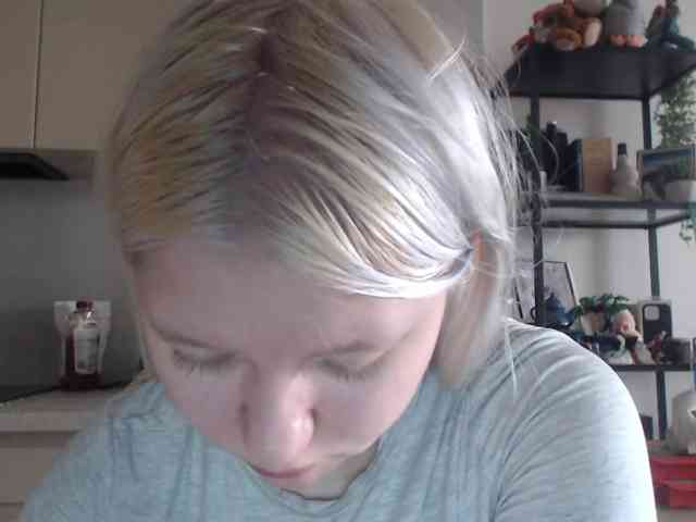 LenaHoney20 webcam