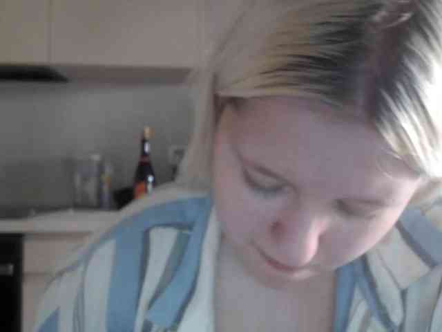 LenaHoney20 webcam