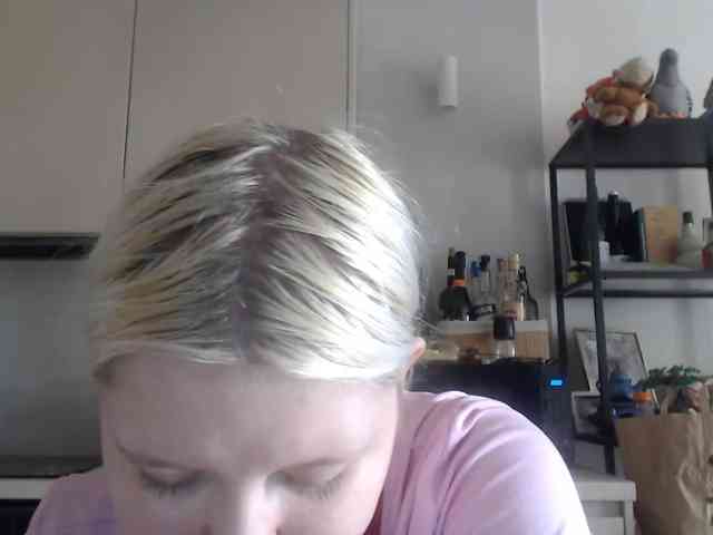 LenaHoney20 webcam