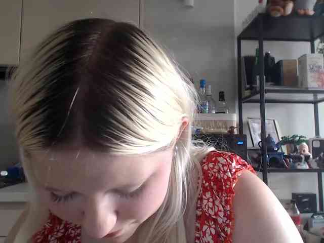 LenaHoney20 webcam