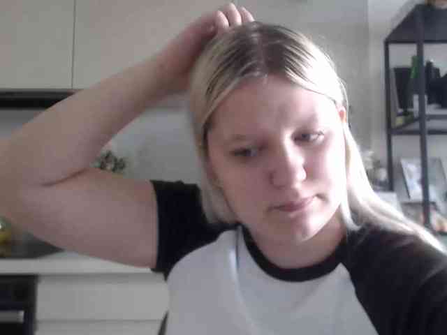 LenaHoney20 webcam