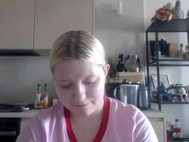 LenaHoney20 webcam