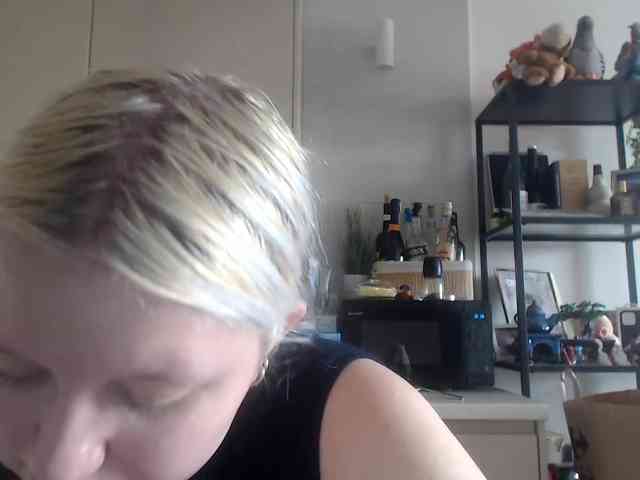 LenaHoney20 webcam