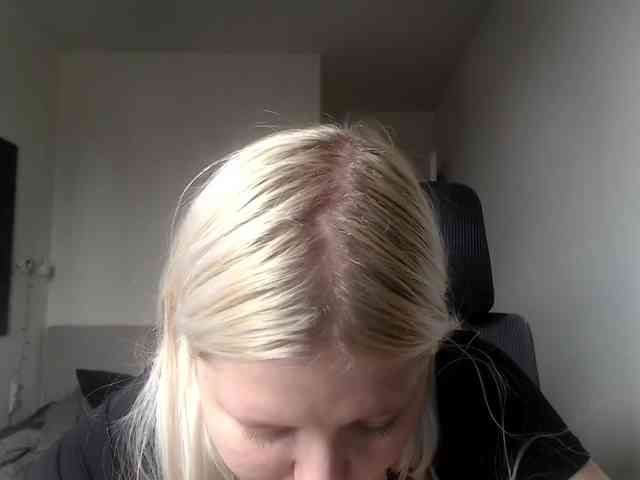 LenaHoney20 webcam