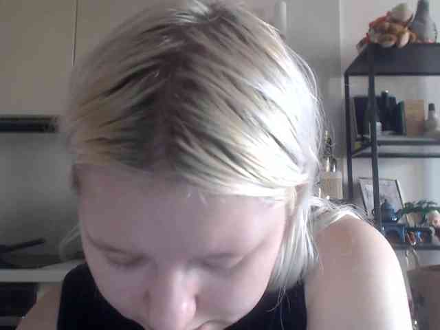 LenaHoney20 webcam